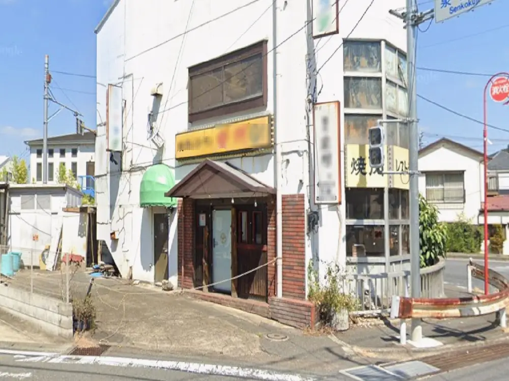 小机の焼肉屋居抜きの外観