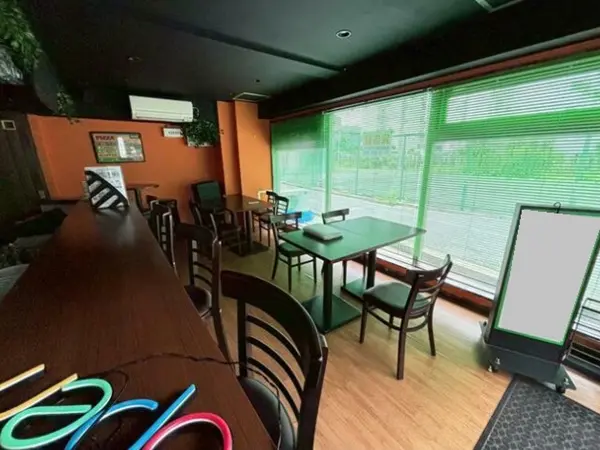町屋の居抜き店舗の内装