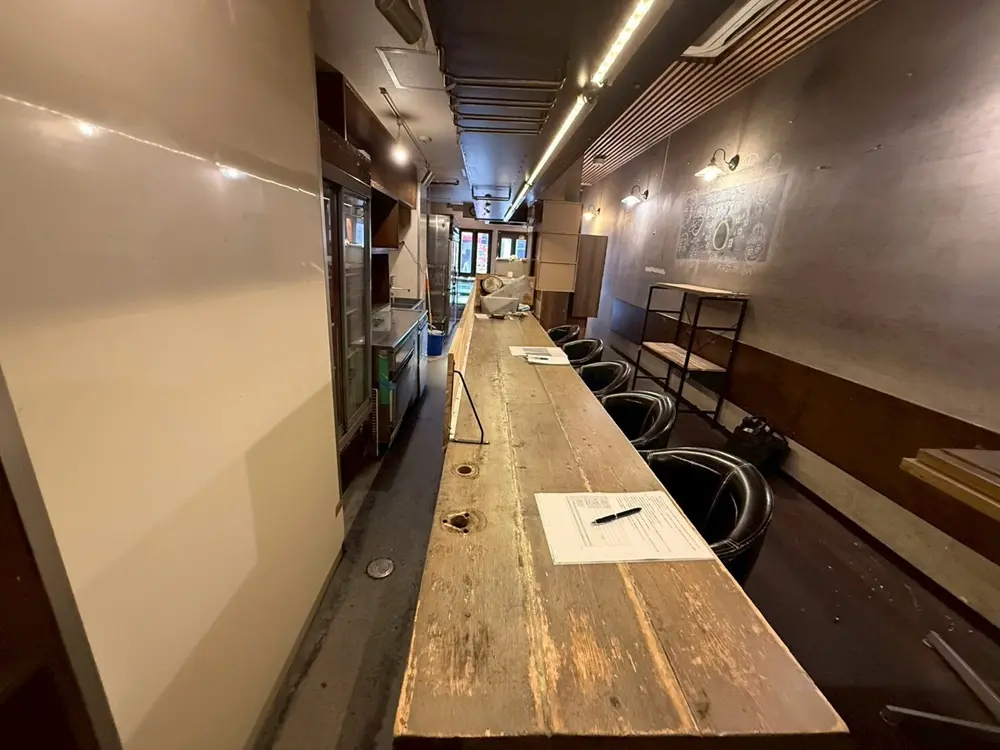 久米川の居抜き店舗の内装