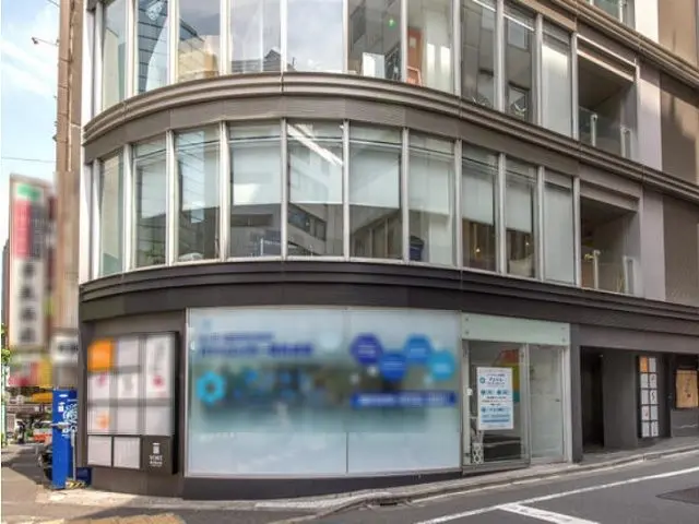 貸店舗(スケルトン)の外観