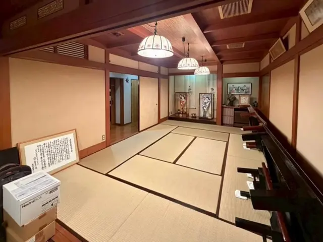 神楽坂の和食居抜きの内装