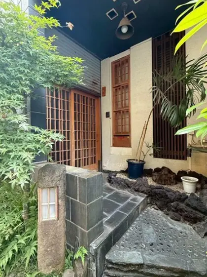 和食の居抜き物件のエントランス