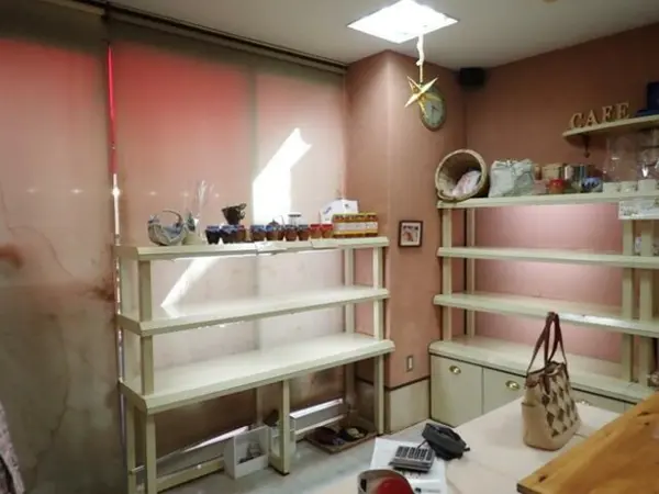 立会川の居抜き店舗の内装