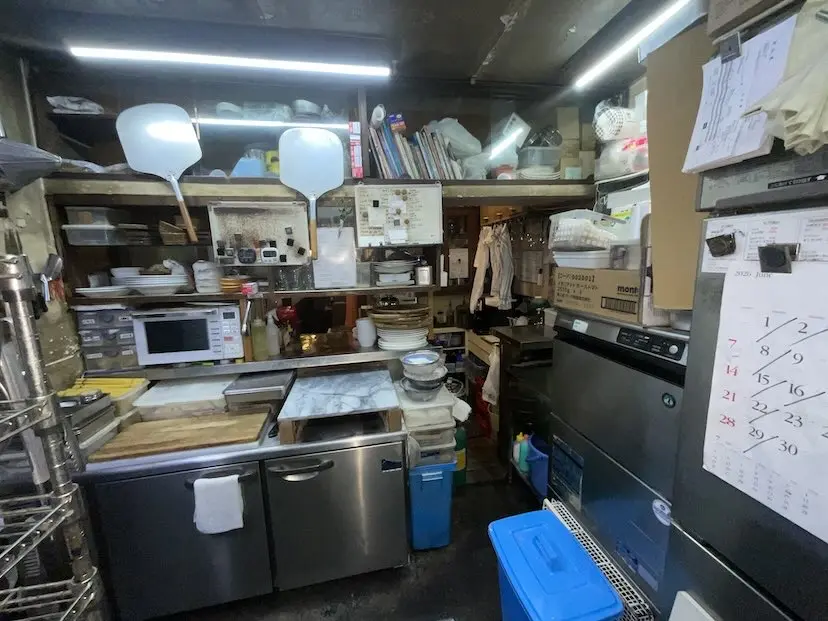 浅草の居抜き店舗の厨房