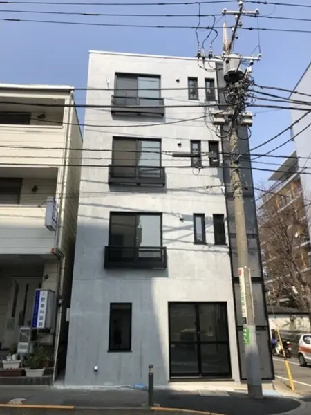 貸店舗(スケルトン)の外観