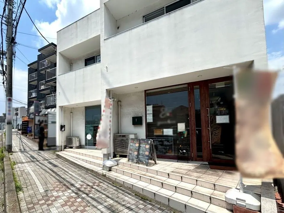 藤沢の居抜き店舗の外観