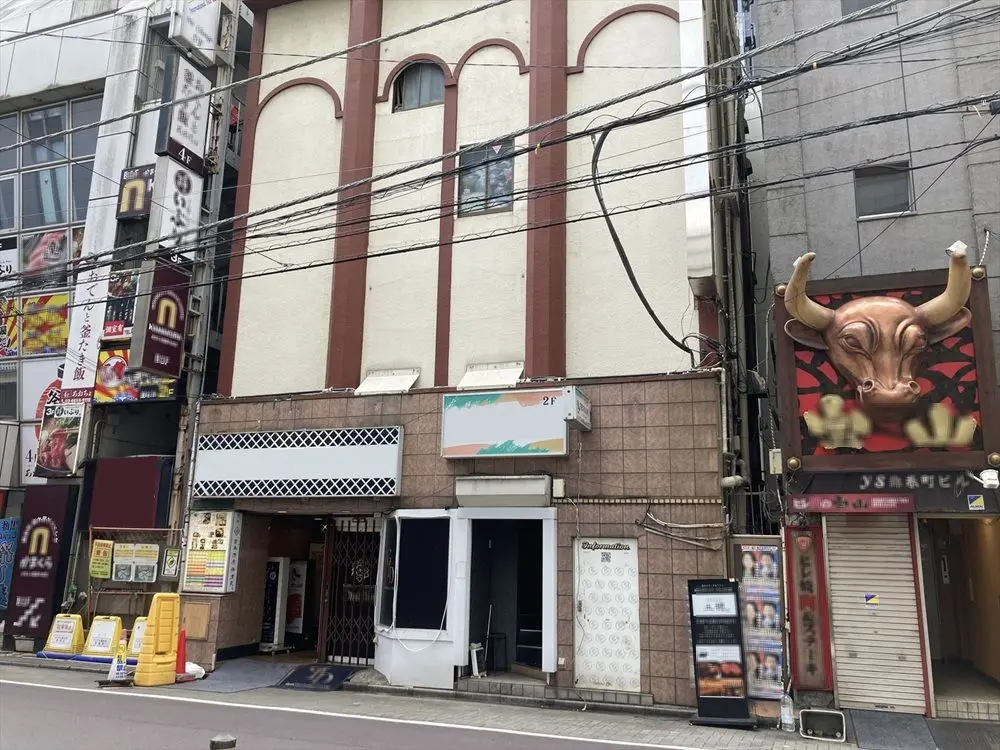 錦糸町のスケルトン店舗物件の外観