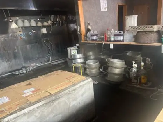 西府のラーメン居抜きの厨房