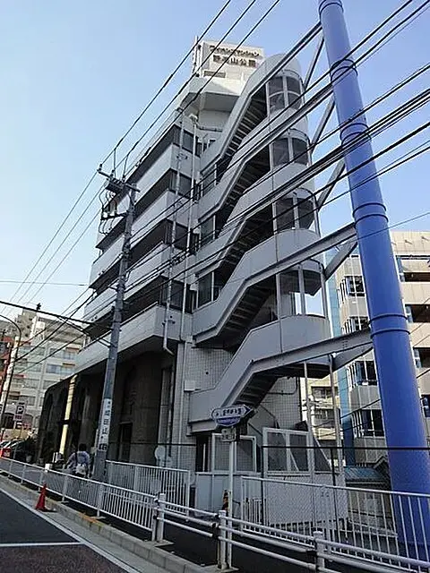 日ノ出町の居酒屋居抜きの外観