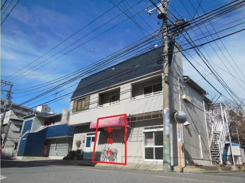 大口のスケルトン店舗物件の外観
