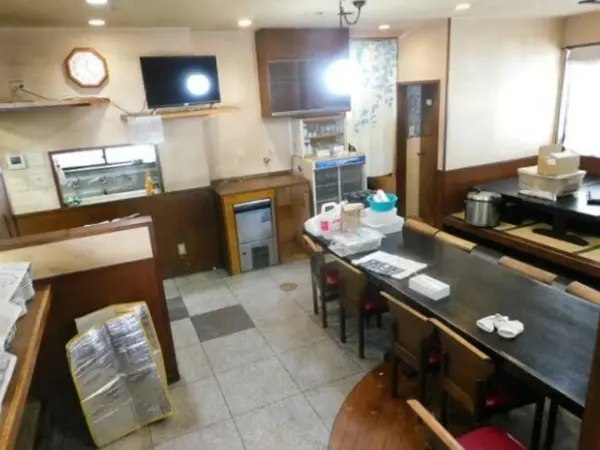 和光市の中華料理居抜きの内装