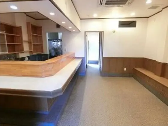 居酒屋の居抜き物件の内装