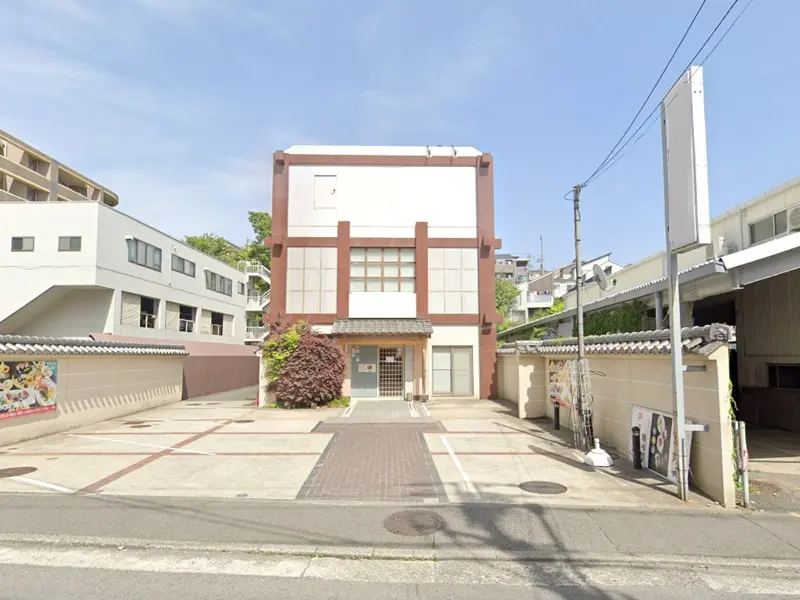 寿司の居抜き物件の外観