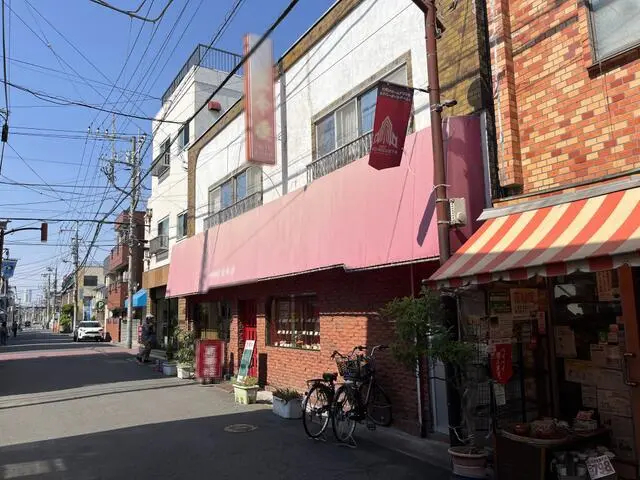 中華料理の居抜き物件の外観