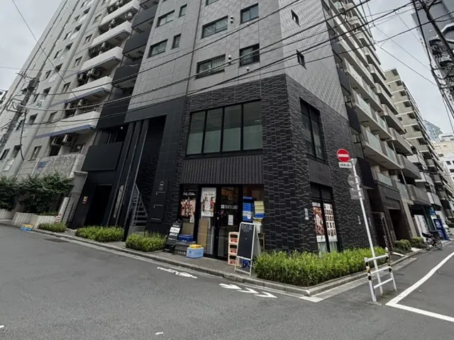 小伝馬町のスケルトン物件の外観