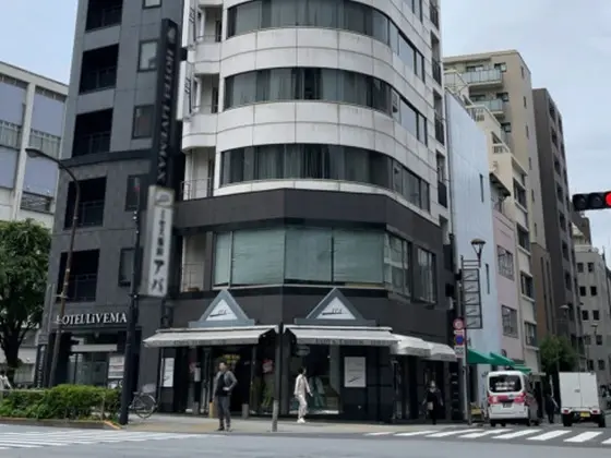 浅草の物販居抜きの外観
