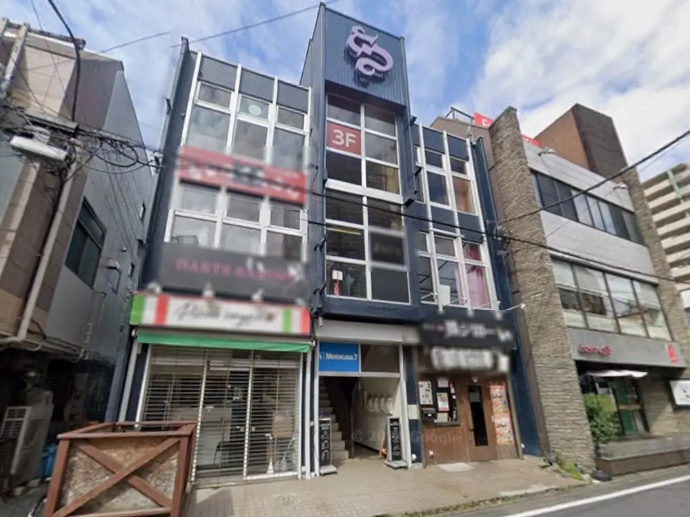 上尾の事務所仕様店舗物件の外観