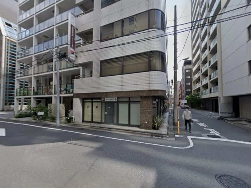 浜町の事務所仕様店舗物件の外観