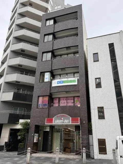 赤羽の事務所仕様物件の外観