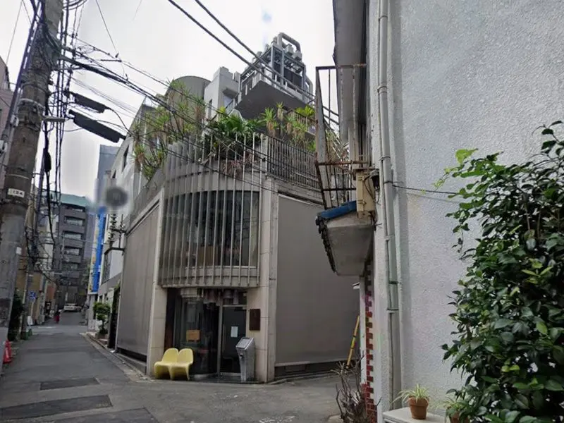 貸店舗(スケルトン)の外観