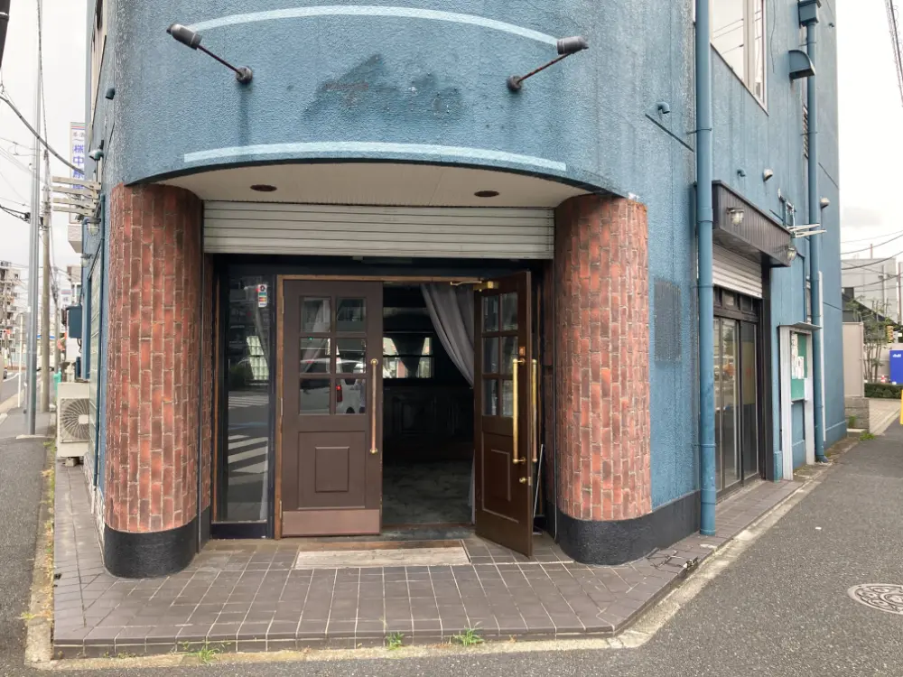 川崎のBAR・ショットバー居抜きのエントランス