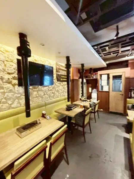 元住吉の居抜き店舗の内装