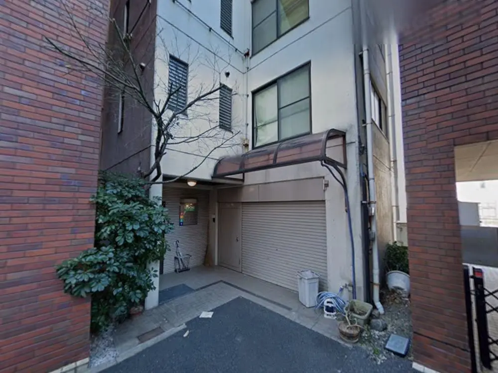 貸店舗(スケルトン)の外観