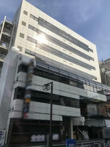 貸店舗(スケルトン)の外観