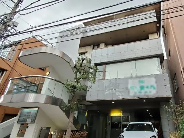 平和島のスケルトン店舗物件の外観