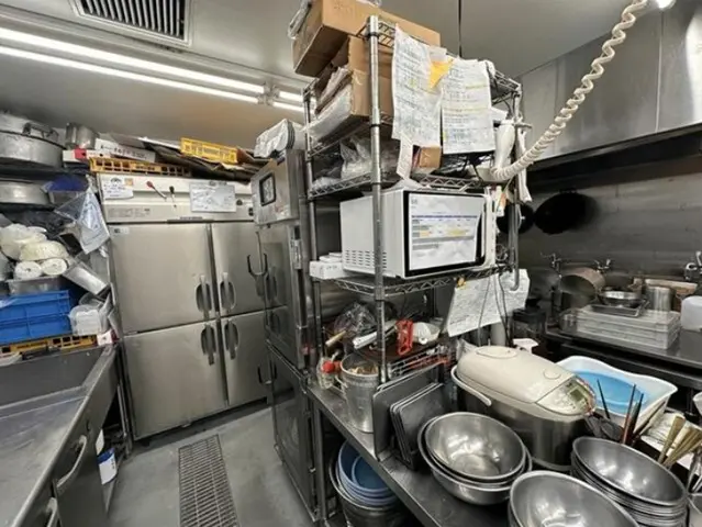 牛込神楽坂の中華料理居抜きの厨房