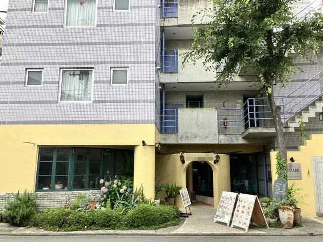 つつじヶ丘のレストラン居抜きの外観