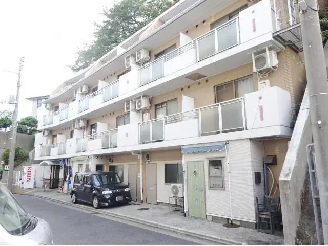 港南台の居抜き店舗の外観