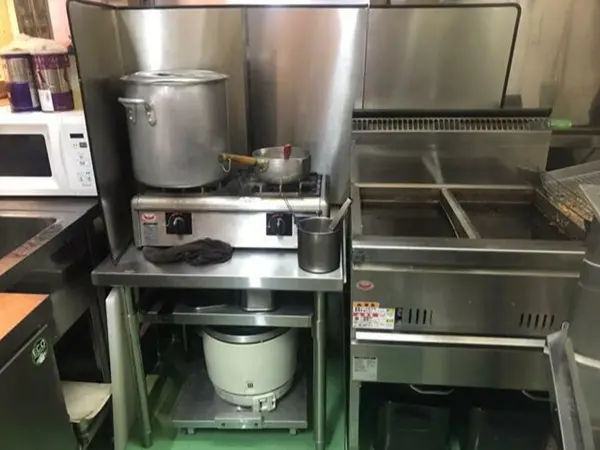 江北の居抜き店舗の厨房