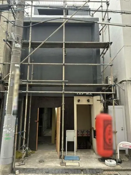 貸店舗(スケルトン)の外観