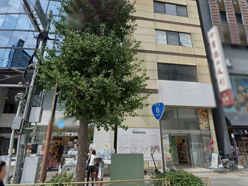 貸店舗(事務所仕様)の外観