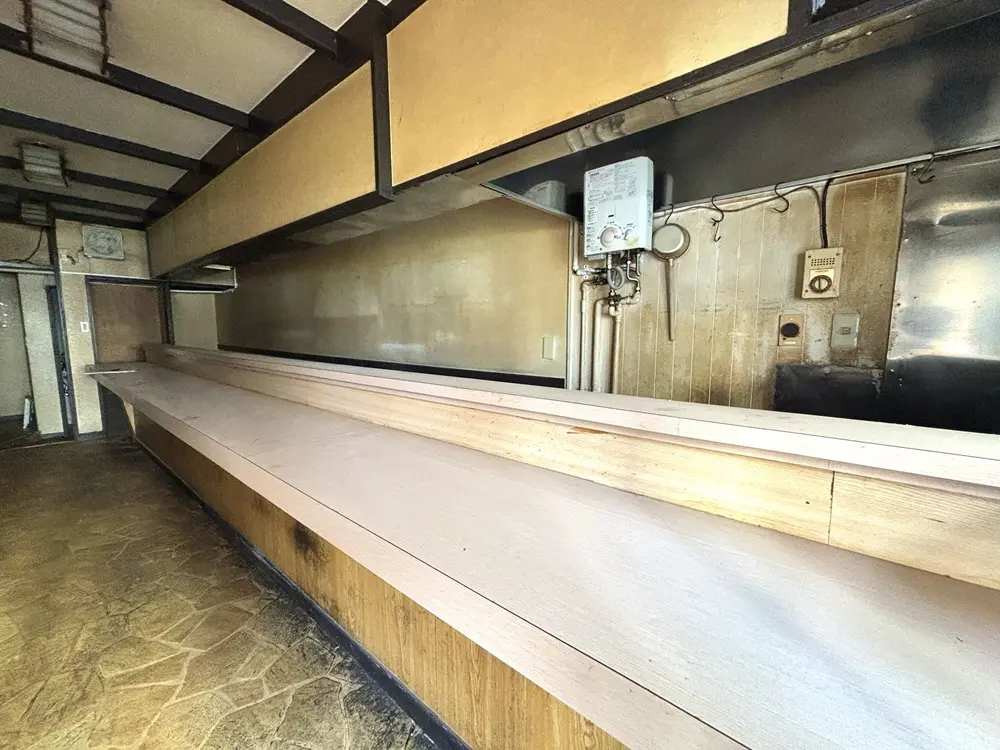 居酒屋の居抜き物件の内装
