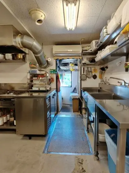 広尾の居抜き店舗の厨房