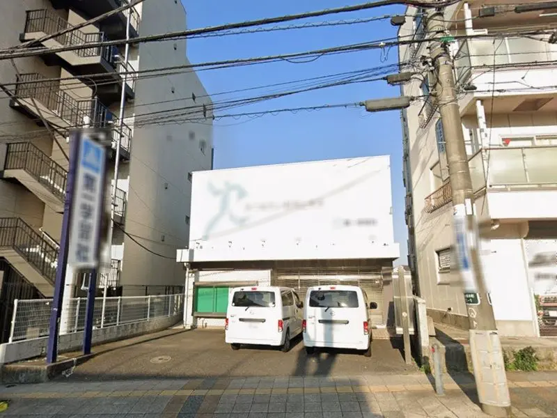 貸店舗(事務所仕様)の外観
