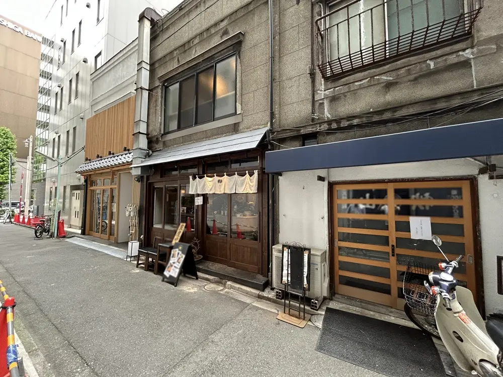 小伝馬町の居抜き店舗の周辺