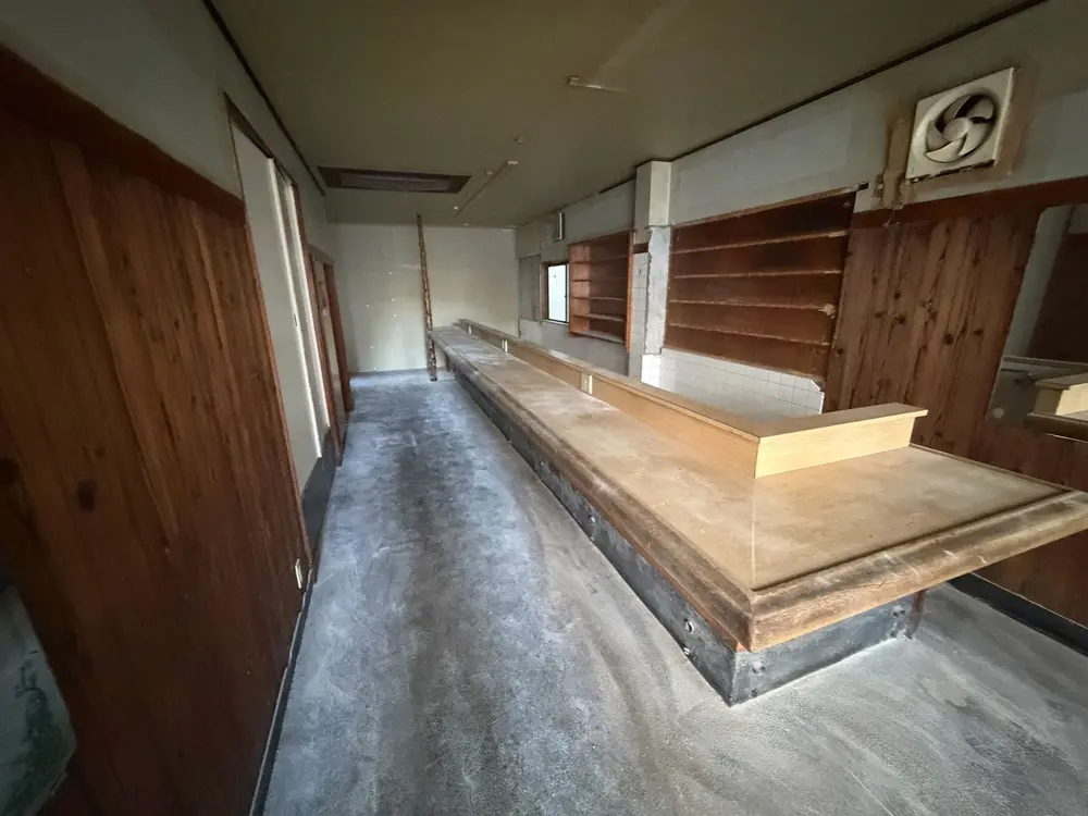 居酒屋の居抜き物件の内装