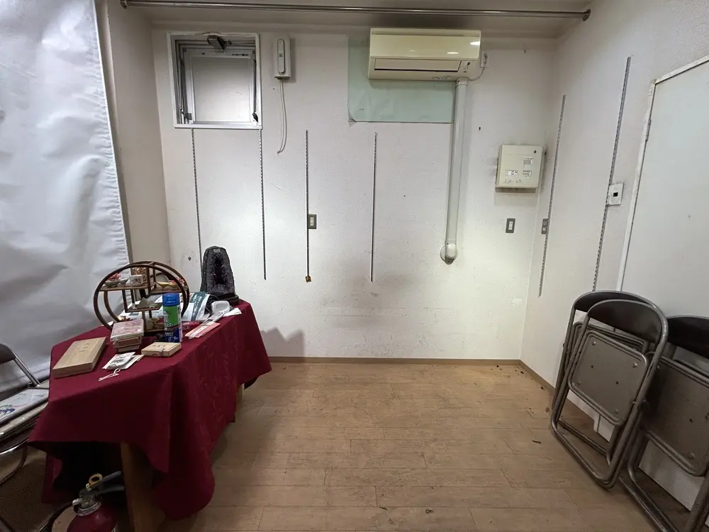 貸店舗(事務所仕様)の内装