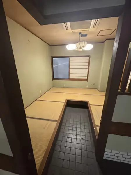 うどん・そばの居抜き物件の内装