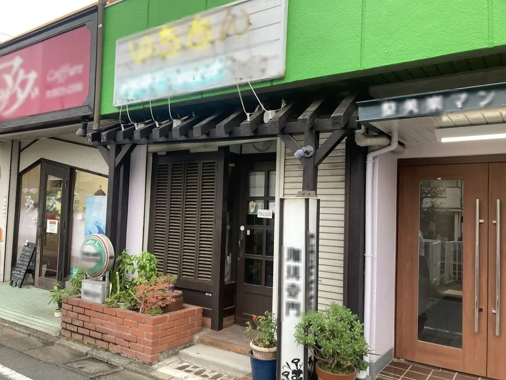 カフェ・喫茶店の居抜き物件の外観