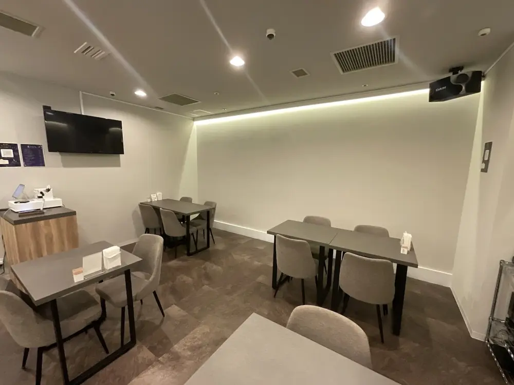 新横浜の居抜き店舗の内装