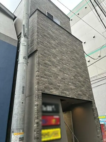 ガールズバーの居抜き物件の外観