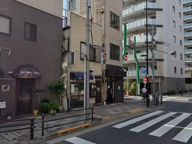 テイクアウトの居抜き物件の外観