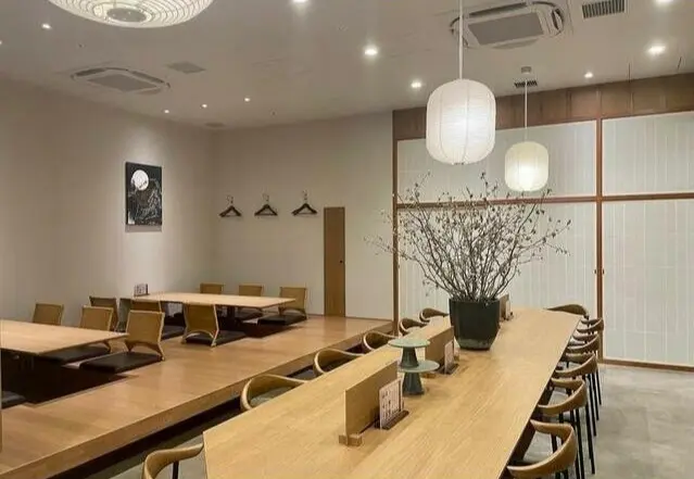 羽沢横浜国大の居抜き店舗の内装
