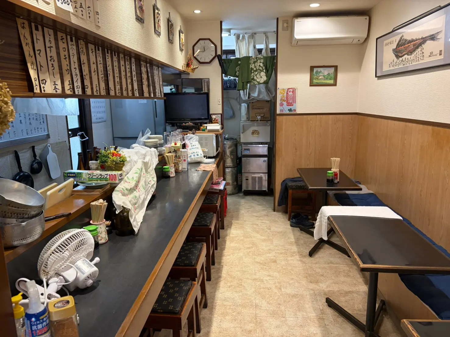 東十条の居酒屋居抜きの内装