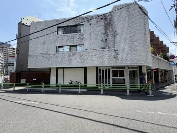 乃木坂の居抜き店舗の外観