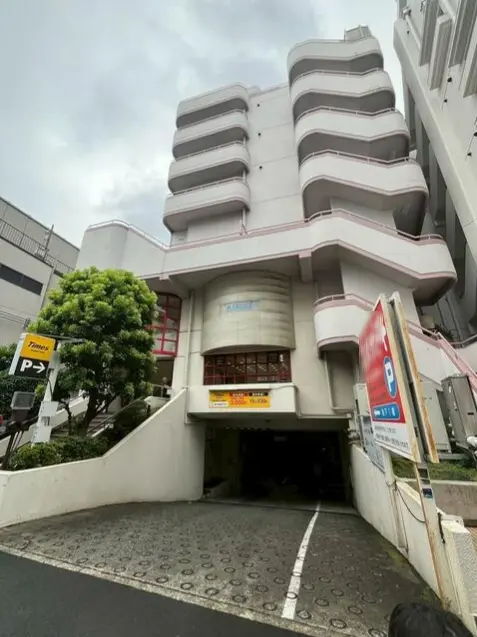 下北沢の居抜き店舗の外観